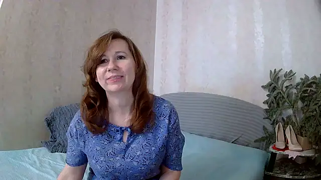 Snapshot of Starsan chatting on 02/11/25, 10:15 Starsan online show from 02/11/25, 10:15