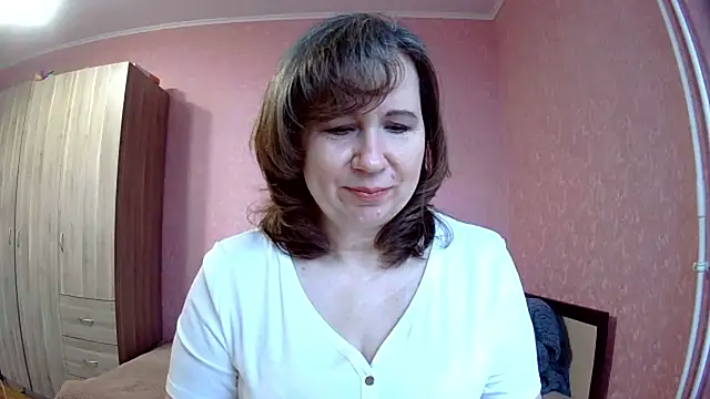 Snapshot of Starsan chatting on 11/02/25, 07:11 Starsan online show from 11/02/25, 07:11