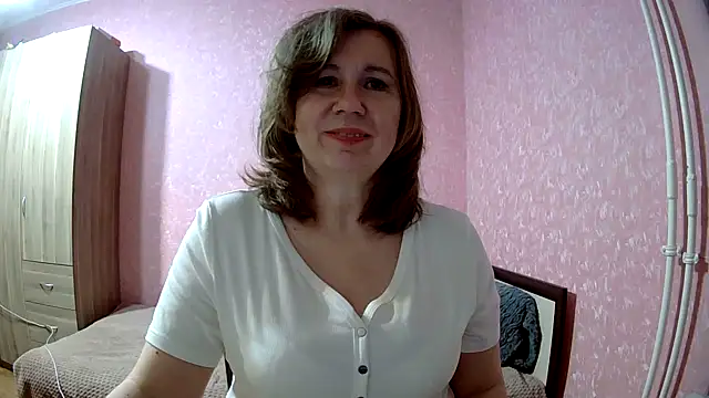 Snapshot of Starsan chatting on 11/02/25, 07:38 Starsan online show from 11/02/25, 07:38