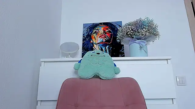 marilinaal online show from 03/15/25, 10:13