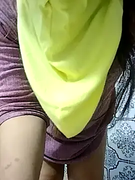 Snapshot of nouhaty chatting on 03/06/25, 08:05 nouhaty online show from 03/06/25, 08:05