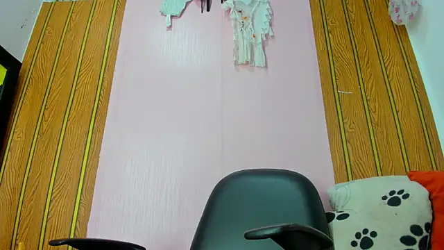 camilagreeco online show from 10/20/25, 01:44