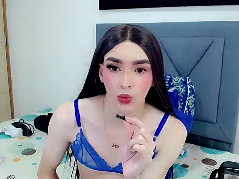 dominic 00 online show from 11/19/25, 08:09