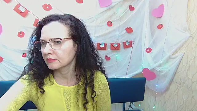 Snapshot of Miroslava_Happi chatting on 02/27/25, 09:11 Miroslava Happi online show from 02/27/25, 09:11