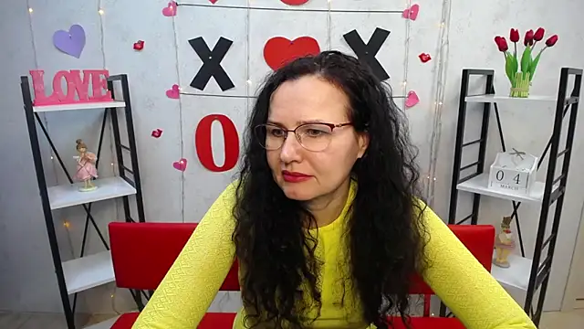 Snapshot of Miroslava_Happi chatting on 03/04/25, 09:18 Miroslava Happi online show from 03/04/25, 09:18