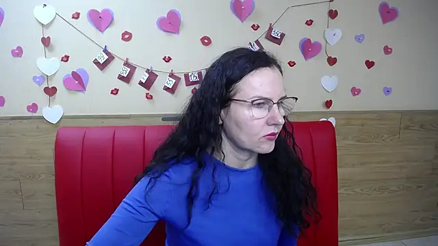 Snapshot of Miroslava_Happi chatting on 03/06/25, 10:09 Miroslava Happi online show from 03/06/25, 10:09