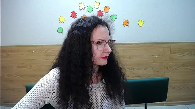 Snapshot of Miroslava_Happi chatting on 09/28/25, 06:41 Miroslava Happi online show from 09/28/25, 06:41