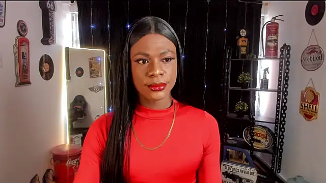 Snapshot of anuvyz_miller_ chatting on 10/21/25, 12:06 anuvyz miller online show from 10/21/25, 12:06