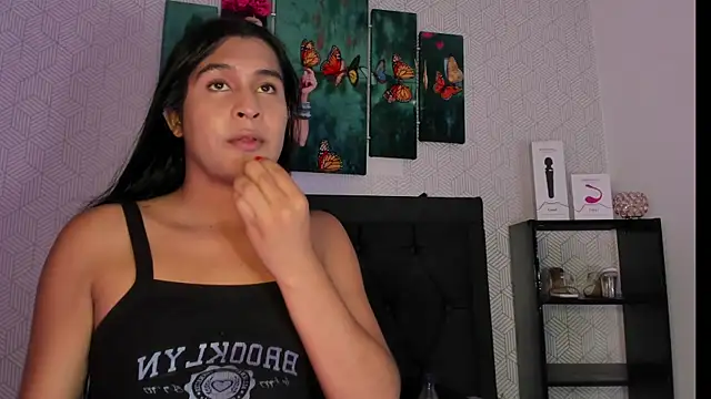 Snapshot of Selena_fox7 chatting on 10/06/25, 04:10 Selena fox7 online show from 10/06/25, 04:10