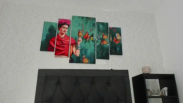 Snapshot of Selena_fox7 chatting on 10/13/25, 03:28 Selena fox7 online show from 10/13/25, 03:28