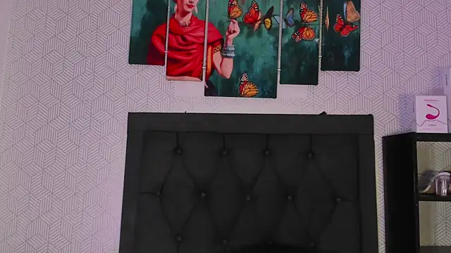 Snapshot of Selena_fox7 chatting on 10/18/25, 04:37 Selena fox7 online show from 10/18/25, 04:37