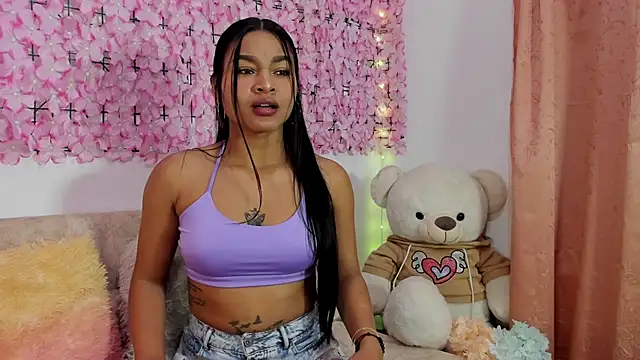 Lynda Bonnie online show from 10/18/25, 11:44