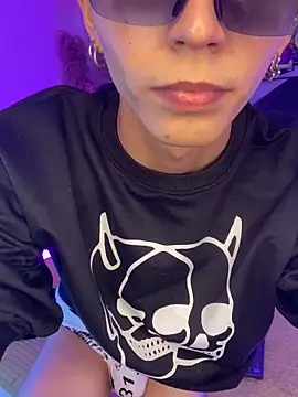 MaikyCooper online show from 10/30/25, 12:34