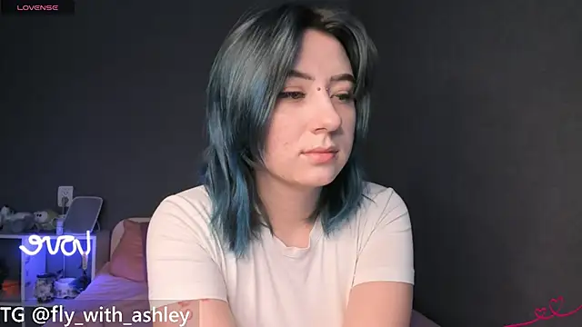 ashley lovestory online show from 11/11/25, 07:52