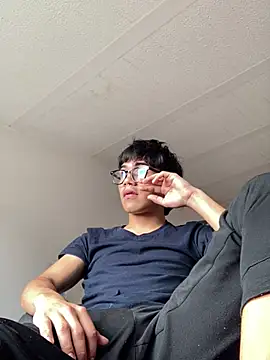 shadowsofgarden online show from 03/15/25, 06:32