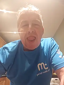 Snapshot of mann4u147 chatting on 03/10/25, 11:06 mann4u147 online show from 03/10/25, 11:06