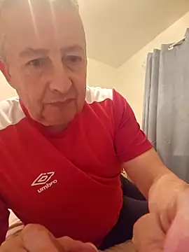 Snapshot of mann4u147 chatting on 03/22/25, 11:20 mann4u147 online show from 03/22/25, 11:20