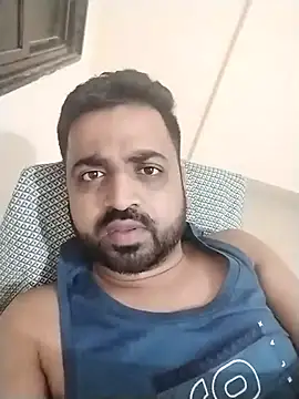 Snapshot of Vij717 chatting on 10/16/25, 05:36 Vij717 online show from 10/16/25, 05:36