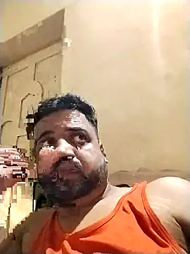 Snapshot of Vij717 chatting on 10/28/25, 04:42 Vij717 online show from 10/28/25, 04:42