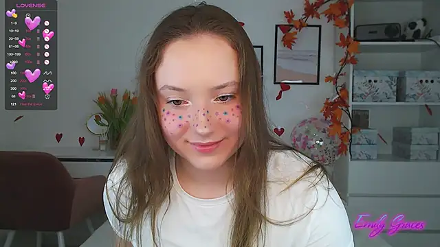 Snapshot of EmilyxxGraces chatting on 03/08/25, 03:06 EmilyxxGraces online show from 03/08/25, 03:06