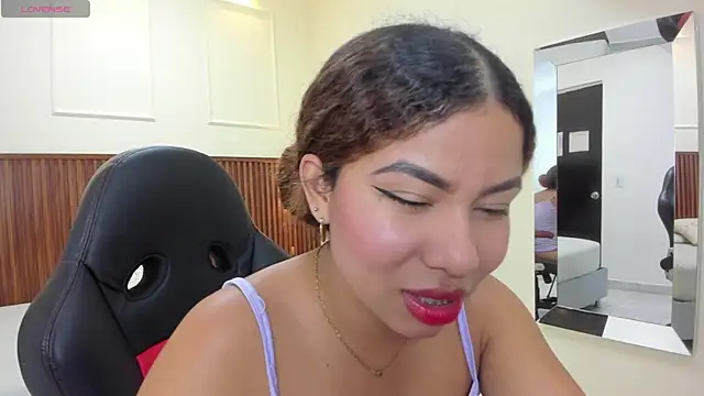 MELINAMARTINS online show from 09/22/25, 04:42