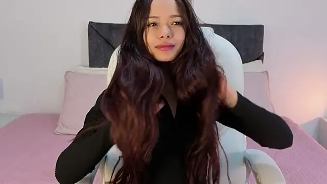 sara sharma  online show from 10/10/25, 04:55