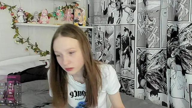 b4by Emilia online show from 03/03/25, 11:00