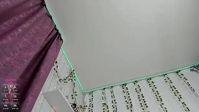 b4by Emilia online show from 03/16/25, 08:43