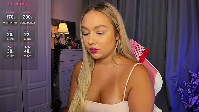  Loneve   online show from 10/11/25, 01:31