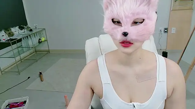 Snapshot of Kor_Cat chatting on 03/21/25, 11:01 Kor Cat online show from 03/21/25, 11:01