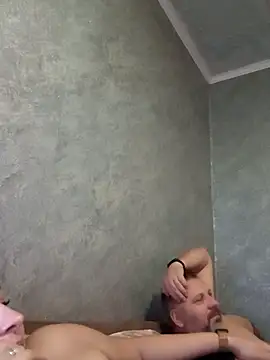 Greta Tamar online show from 10/25/25, 06:02