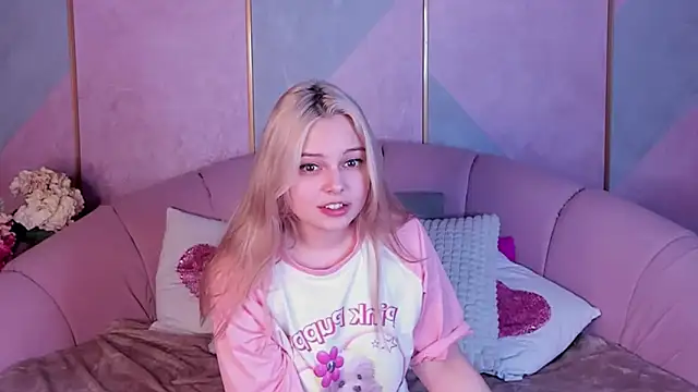 CLAIRE VOGT online show from 02/26/25, 11:30