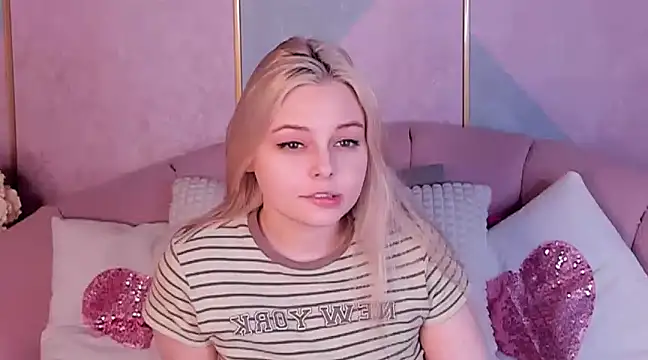 CLAIRE VOGT online show from 02/27/25, 08:53