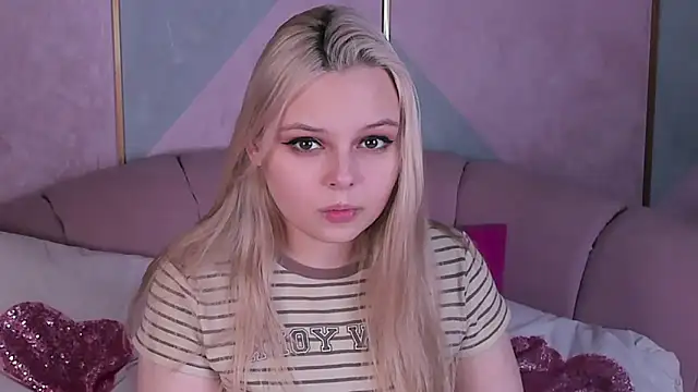 CLAIRE VOGT online show from 03/03/25, 03:31