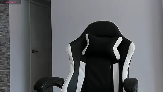 salvatore montt online show from 02/17/25, 10:25