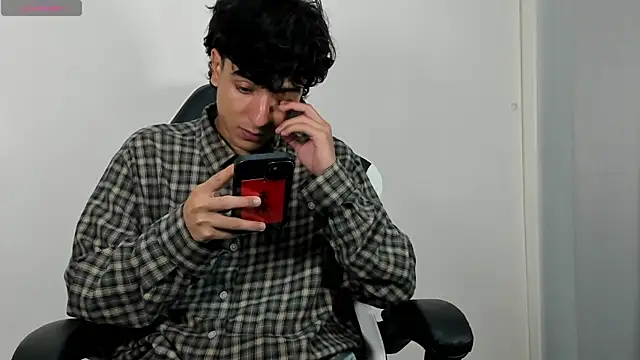 salvatore montt online show from 03/01/25, 05:52