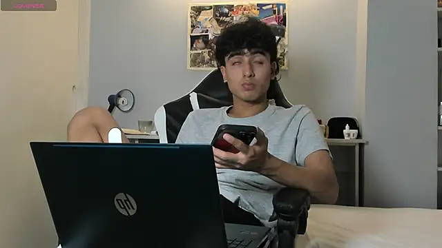 salvatore montt online show from 03/04/25, 12:50