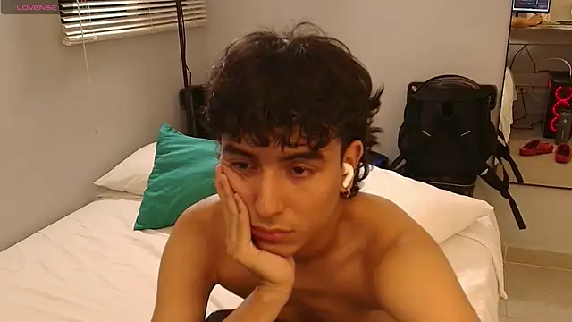 salvatore montt online show from 03/14/25, 06:42