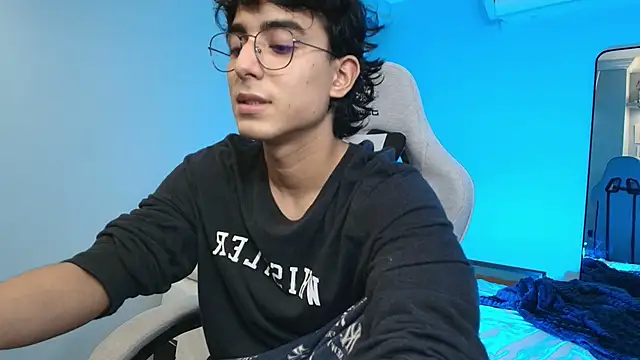 salvatore montt online show from 10/30/25, 04:03