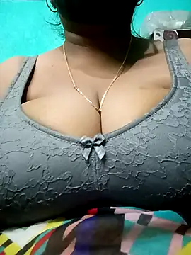 SX-JUHI online show from 02/26/25, 11:48