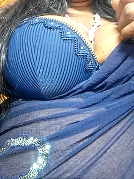 SX-JUHI online show from 09/23/25, 10:57