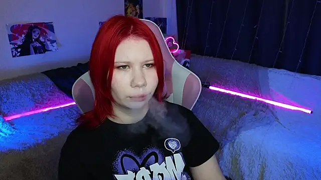 Little kitsune1707 online show from 02/25/25, 04:14