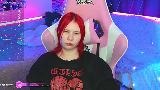 Little kitsune1707 online show from 03/07/25, 09:06