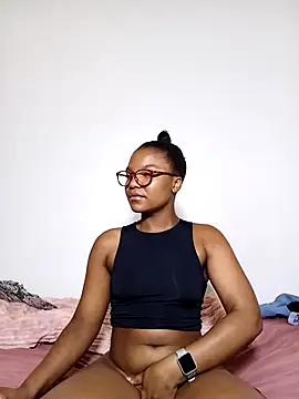 Kylie6lack online show from 02/23/25, 11:36