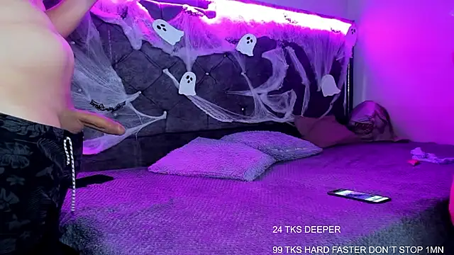 EmilyPacho  online show from 10/16/25, 07:09