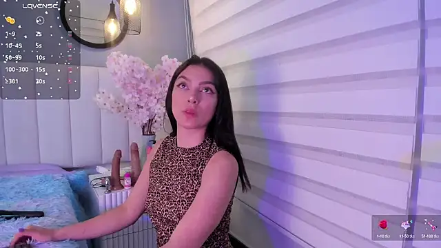 Snapshot of alice_lodge chatting on 10/18/25, 03:20 alice lodge online show from 10/18/25, 03:20