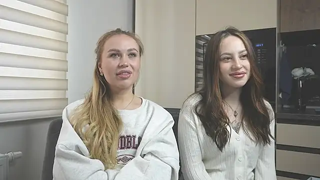 Snapshot of girlstirp chatting on 02/23/25, 07:55 girlstirp online show from 02/23/25, 07:55