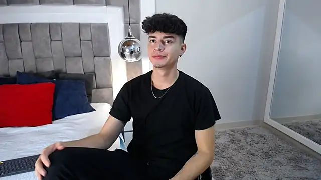 DrakeCollinss online show from 02/18/25, 07:41