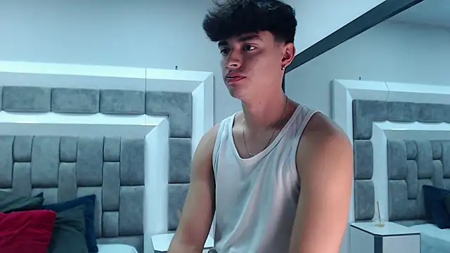 DrakeCollinss online show from 03/19/25, 07:38