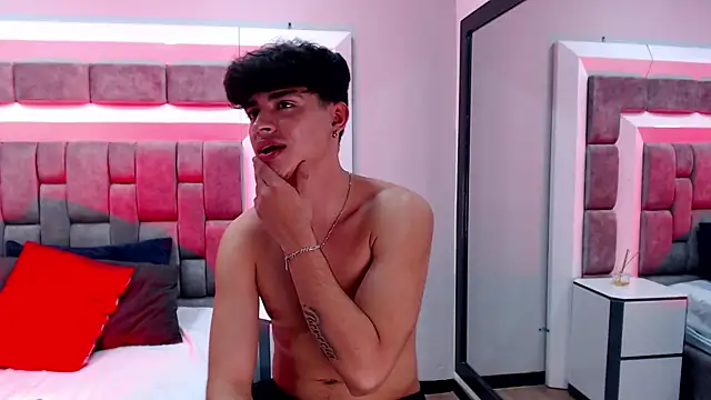 DrakeCollinss online show from 03/23/25, 01:53